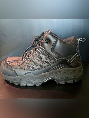 SR Max Women’s Composite Toe Slip-Resistant Work Shoes – Black – Size 6